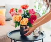 Flores en Casa: ¿Cómo Introducir Colores Vivos y Frescura en tu Decoración?